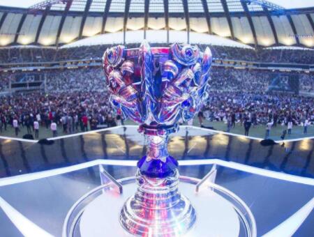 G2官方海报庆祝夺冠：12-0已经完成 我们是LEC的王者！