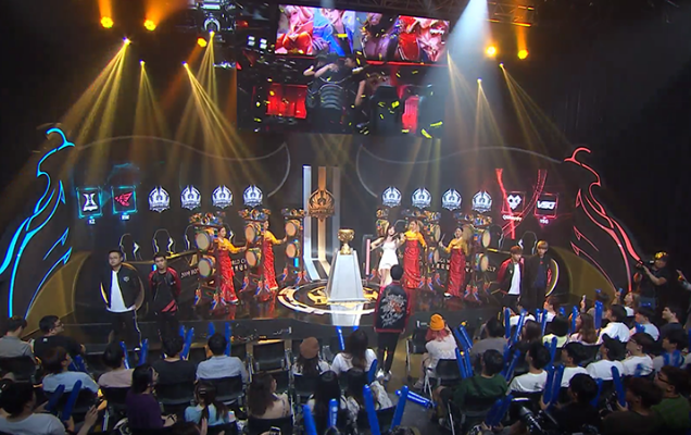 ThunderTalk Gaming players enter the field： Top laner HOYA shows his true manliness~