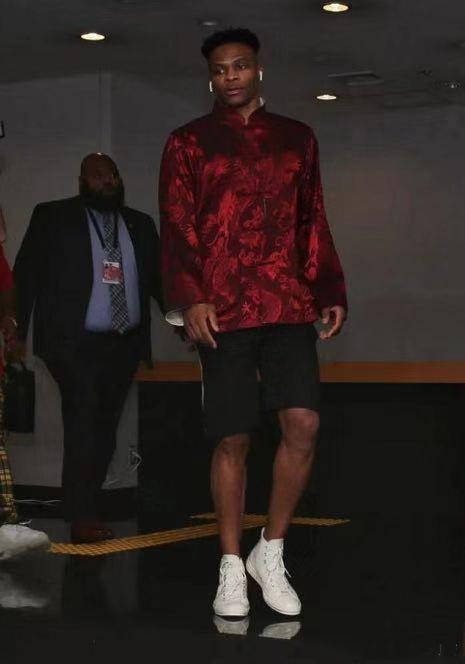 足球长红推荐 · 昨天18：56 · 2.5万阅读