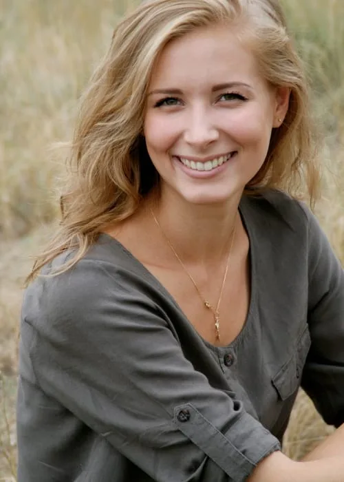 Kellie Smith - 亿万281